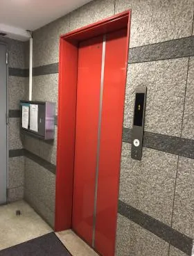 日本橋ホリビルの外観