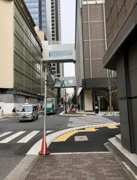 日本橋ホリビルの外観