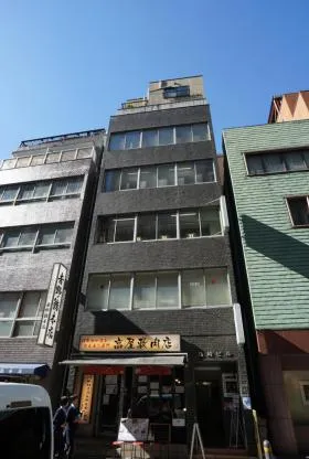 島崎ビルの外観