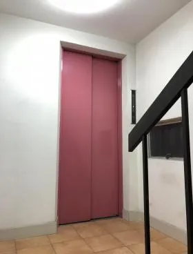 島崎ビルの外観