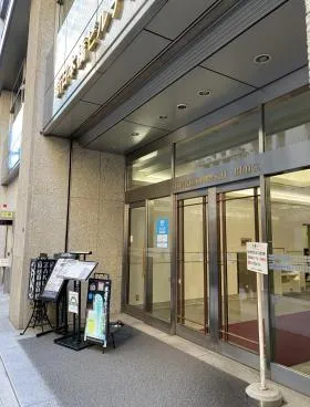 新日本橋ビルの外観