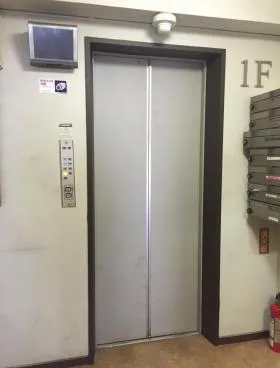 くりはらビルの外観