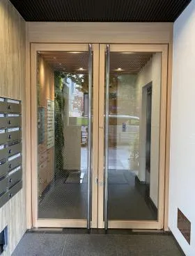 ヒューリック八重洲通ビルの外観