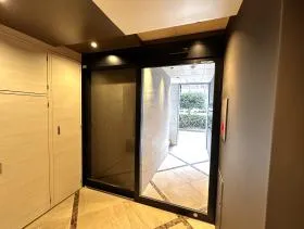 GRANBIZ東京日本橋の外観