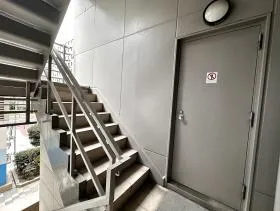 GRANBIZ東京日本橋の外観