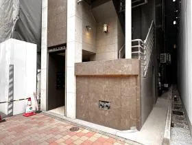 GRANBIZ東京日本橋の外観