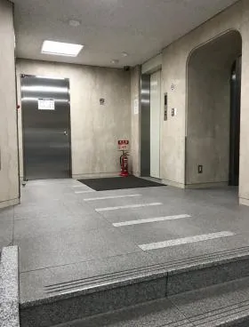 日土地日本橋ビルの外観