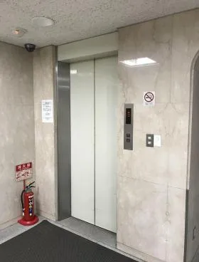 日土地日本橋ビルの外観