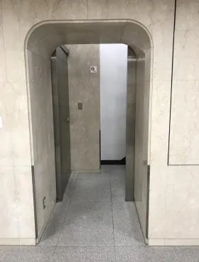 日土地日本橋ビルの外観