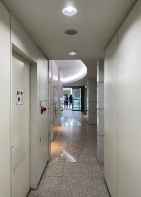 麹町KSスクエアビルの外観