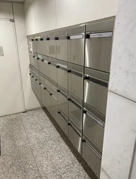 麹町KSスクエアビルの外観