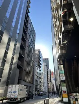 伊勢半ビルの外観