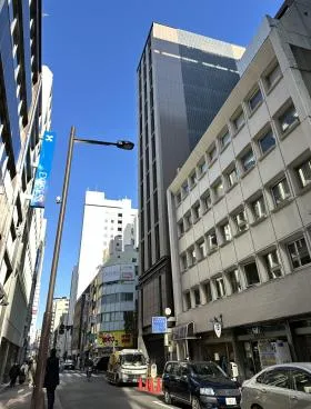 伊勢半ビルの外観