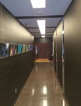 銀座サニービルの外観