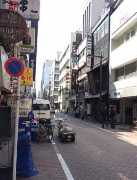 銀座サニービルの外観