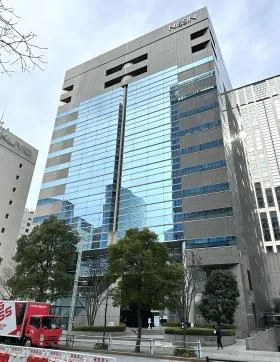 日新ビルの外観