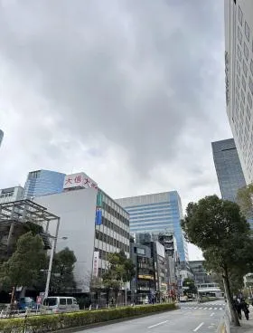 日新ビルの外観