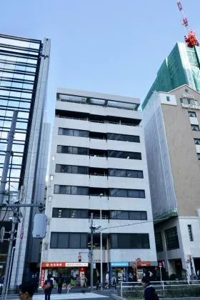 ナルコビルの外観