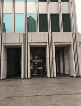 新宿野村ビルの外観
