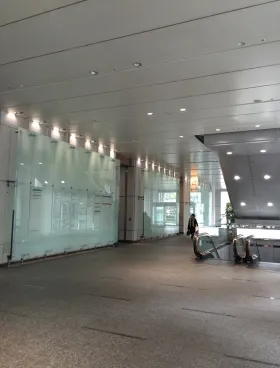 新宿野村ビルの外観