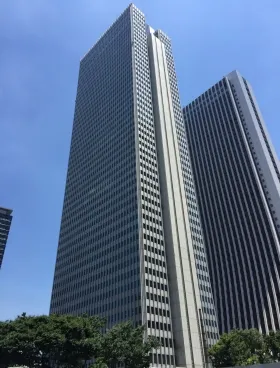 新宿野村ビルの外観