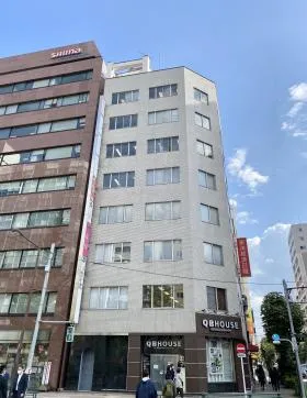 深山(ミヤマ)ビルの外観