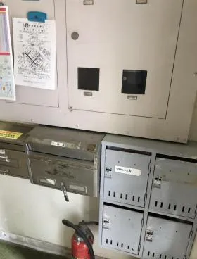 山崎屋ビルの外観