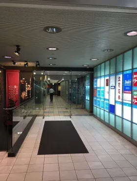西新宿昭和ビルの外観