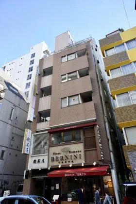 銀座歌茶屋ビルの外観