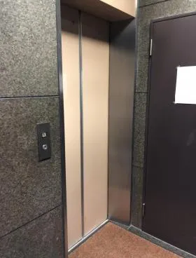銀座大作ビルの外観