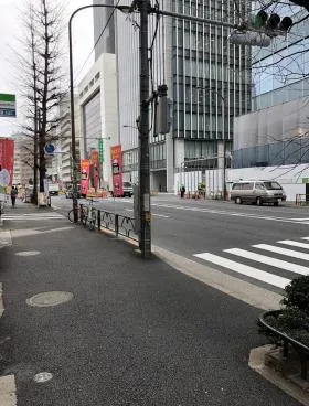 野村不動産南新宿ビルの外観