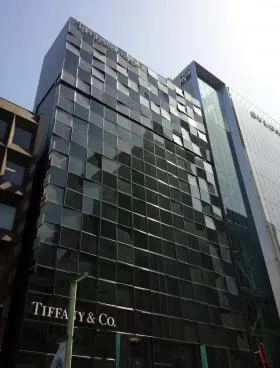 ティファニー銀座ビルの外観