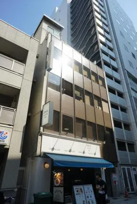 銀座高考ビルの外観