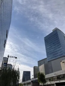 龍保険ビルの外観