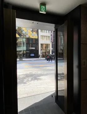 isg BUILDING(旧:CSSビル)の外観