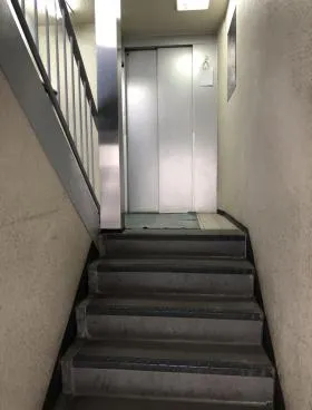渡辺データビルの外観