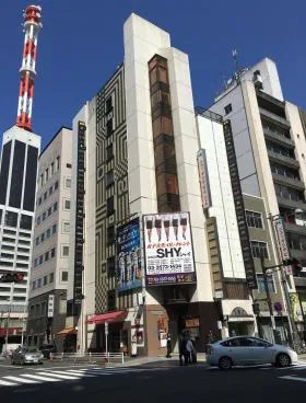 ニューギンザビル11号館の外観