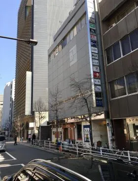 明興ビルの外観