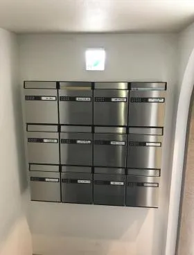 奥山ビルの外観