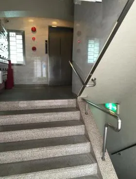 並木ビルの外観