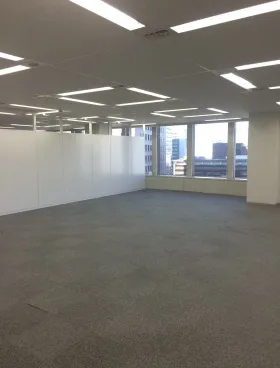 住友商事竹橋ビルの外観