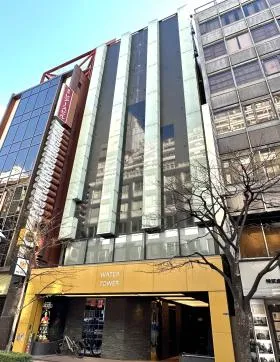 ウォータータワービルの外観