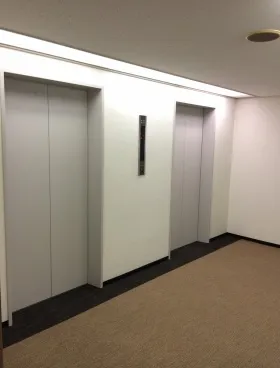 日本弘道会ビルの外観