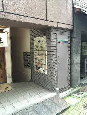 中央林ビルの外観