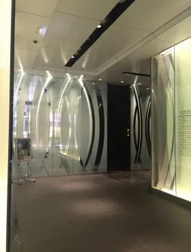スプライン青山東急ビルの外観
