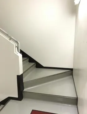 ヒューリック錦町ビルの外観