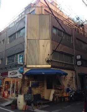 宏和ビルの外観