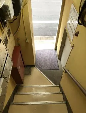 岩間ビルの外観