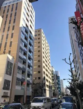 楽心ビルの外観