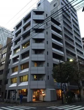 登栄東銀座ビルの外観